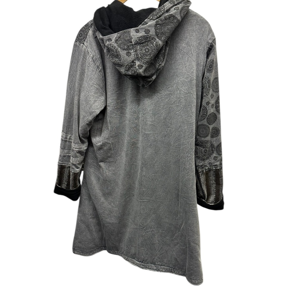 L/XL. Sacred Threads Multicolor Patchwork Jacket.… - image 2